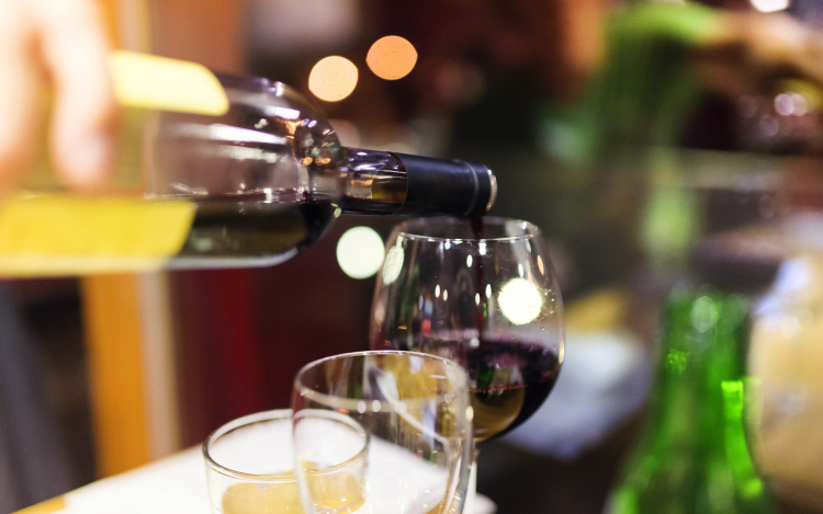 Kicsi borvidékünk a legnagyobbak között