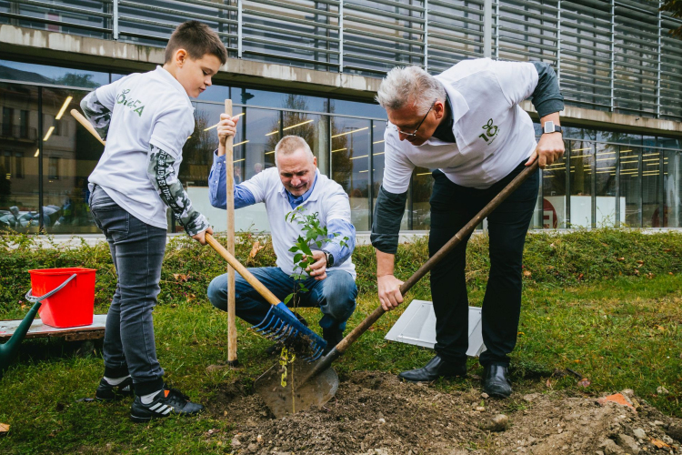 Faültetés a szemléletváltás jegyében 