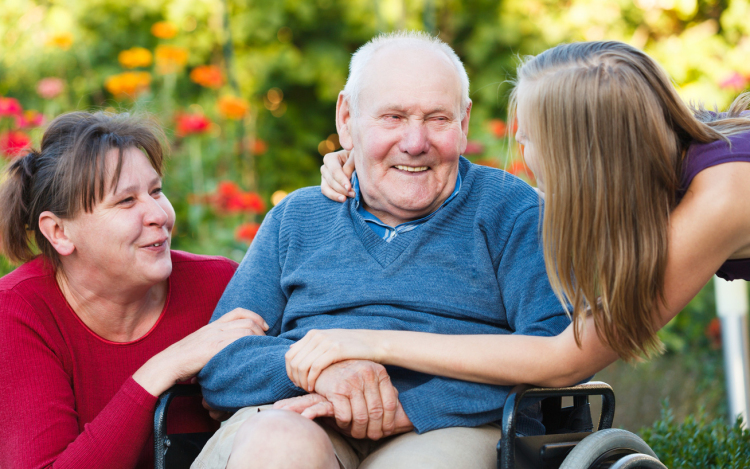 Civilek  hospice-házért: emberségből jeles magyarok