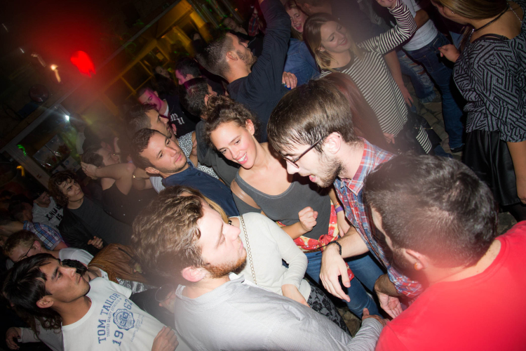 2015.10.09.Péntek - Friday Night Party