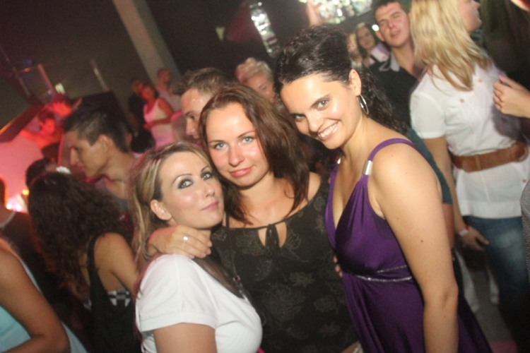 Club Vertigo - Newik Night 2011.08.27. (szombat) (4) (Fotók: gabobabo)