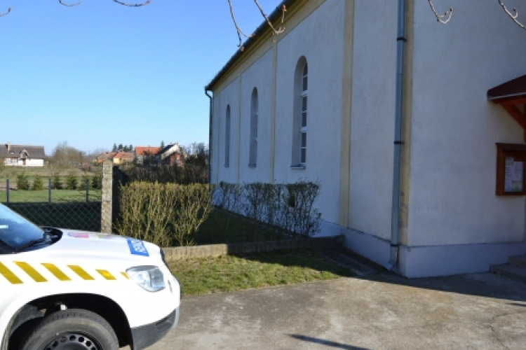Templomból és iskolából lopott a 17 éves mórichidai fiú