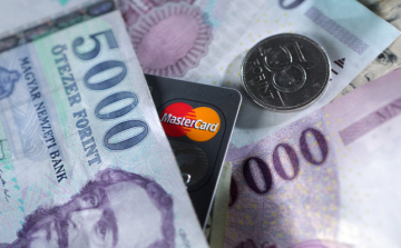 Ilyen még soha nem volt: Hatalmas adócsökkentés lesz 2020-ban