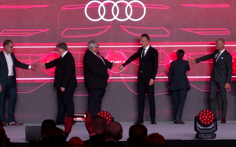 Felavatták az Audi kibővített szerszámgyárát
