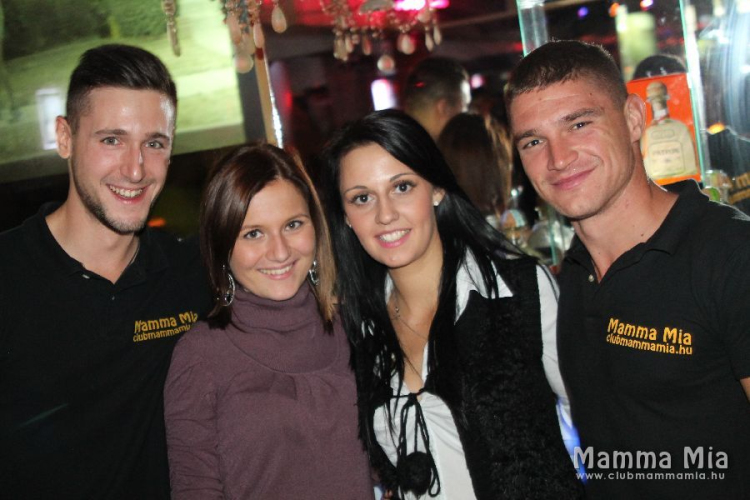 2013.09.13 Péntek Mamma Mia Poppy Fehérnemű bemutató Dj:Ice fotók:árpika