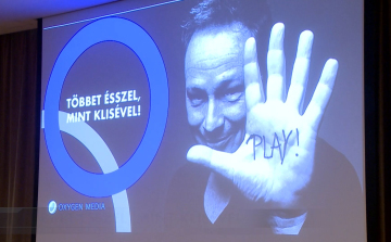 Több ésszel, mint klisével Videó