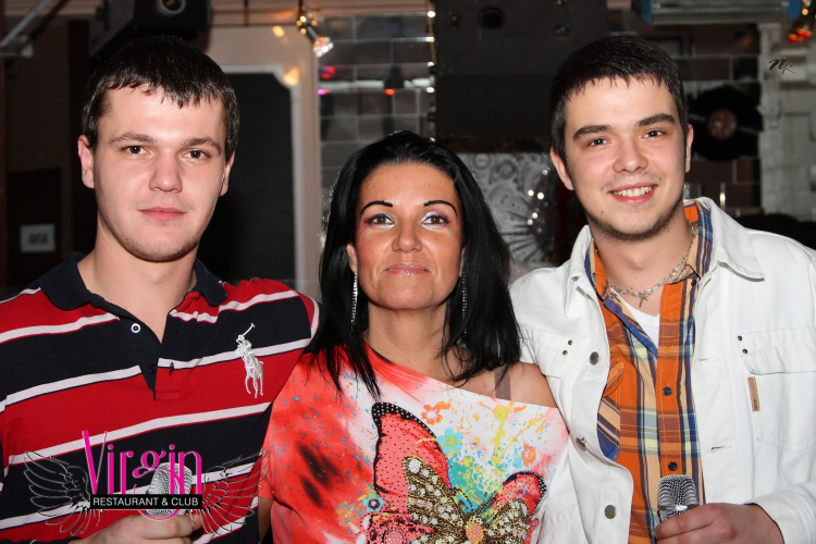 Virgin Karaoke és nosztalgiaparty