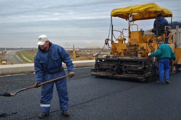Október végén nyílik meg a forgalom előtt az M86-os Hegyfalu és Csorna közötti szakasza