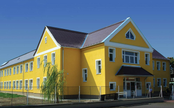 Győrzámoly: Kinőtték az iskolát, konténerrel bővülnek