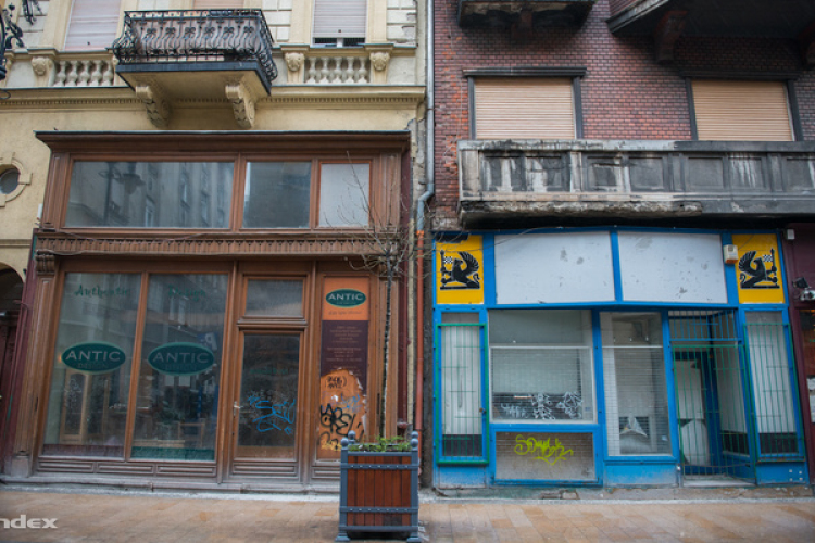 Több ezer budapesti helyiség üresen áll