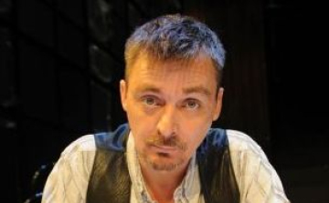 Két helyen többféle szerepben– riport  Ungvári István színművésszel