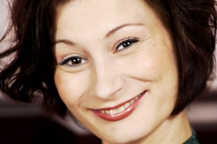 Fiatalon elhunyt Várkonyi Andrea a Győri Nemzeti Színház egykori színésznője 