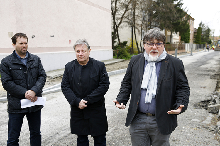 ÚJABB NÁDORVÁROSI UTCÁK ÚJULNAK MEG