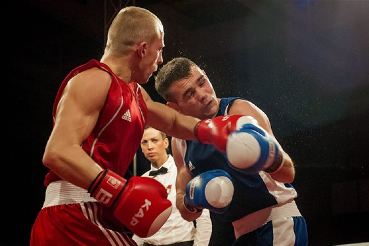 Ökölvívó ob - Bacskai nyerte a csúcsmeccset