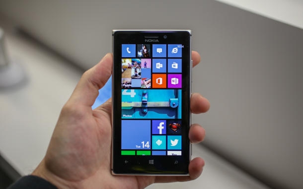 Nokia Lumia 925 - új csúcsmobil született