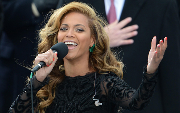 Tátogta a himnuszt Beyoncé