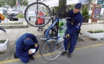 Biztonságban kétkeréken