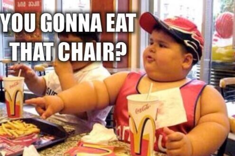 Megeszed még azt a széket? 