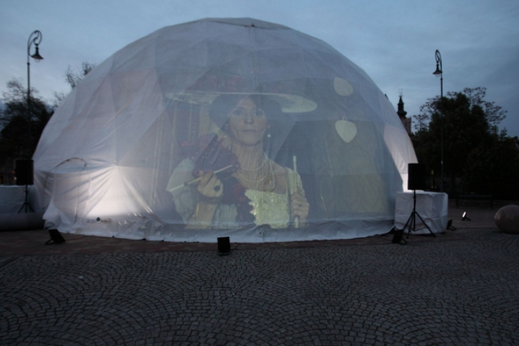 Óriássátorban az első világháború a Dunakapu téren