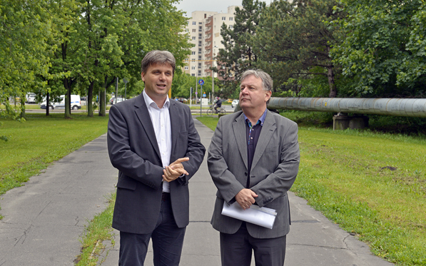 KIÉPÜL A MARCALVÁROS I-II. KÖZÖTTI GYALOG- ÉS KERÉKPÁRÚT KÖZVILÁGÍTÁSA