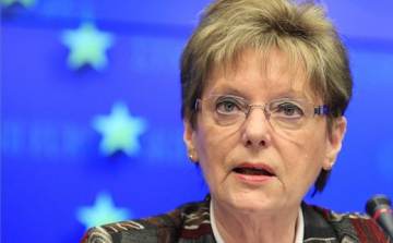 Köznevelésért felelős államtitkárként folytatja Hoffmann Rózsa