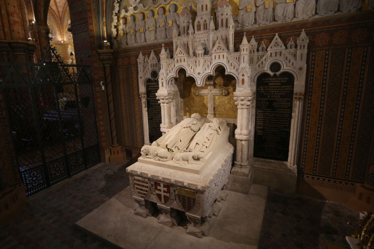 Eredményesen zajlott az Árpádháziak DNS-ének azonosítása