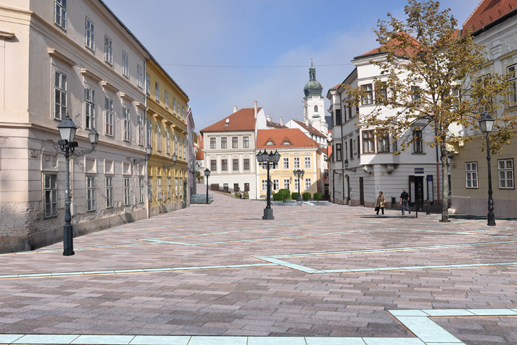 KEZDŐDIK A BÉCSI KAPU TÉR ÉS KÖRNYEZETÉNEK FELÚJÍTÁSA