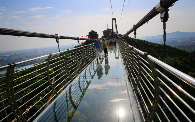 Kína turistahelyeinek egyharmada újra várja a látogatókat