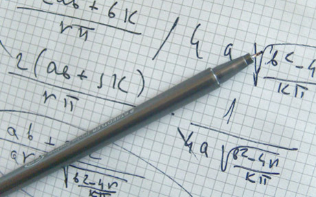 Megkezdődtek a matematika írásbelik