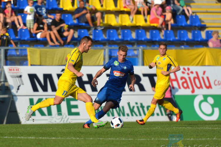 Pontszerzéssel mutatkozott be első élvonalbeli mérkőzésén a Gyirmót FC