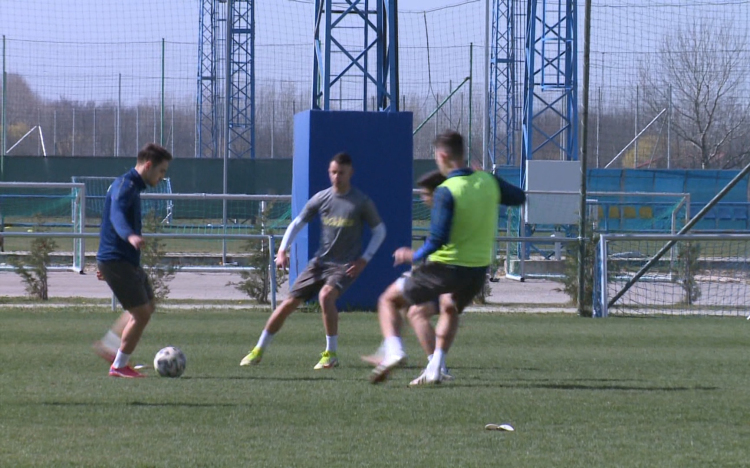 Mindent meg kell próbálni