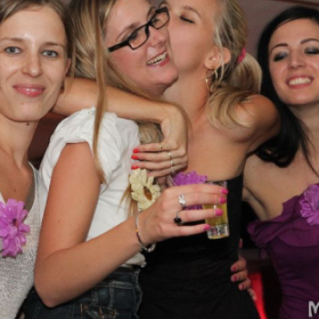 2013.08.09 Péntek Mamma Mia Házibuli Dj:Ice Fotók:árpika