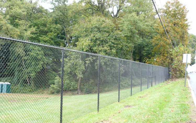 Vámosszabadi menekülttábor - BÁH-főigazgató: augusztusban nyit a befogadóállomás