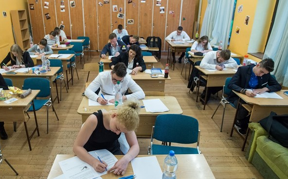 Megszűnő tantárgyak, központban Szabó Magda, kevesebb óra az új Nemzeti alaptantervben