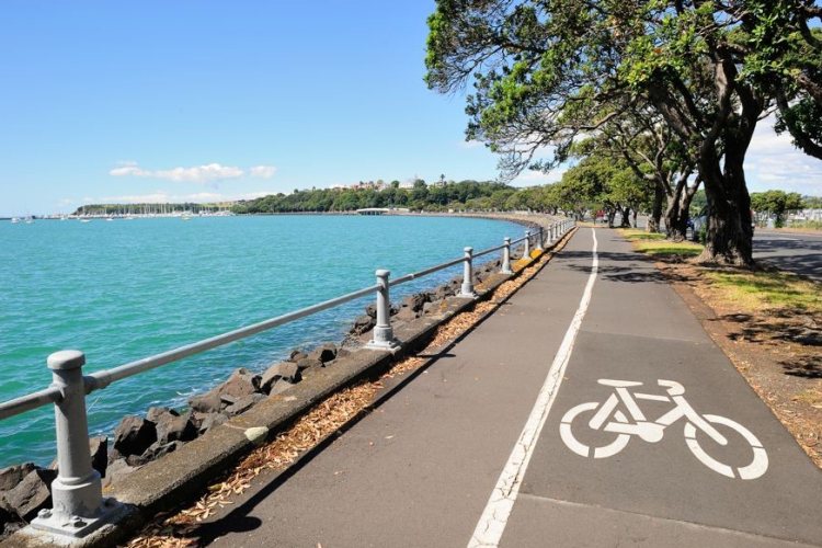 15 milliárd forintból épülhet meg jövőre a Budapest-Balaton kerékpárút
