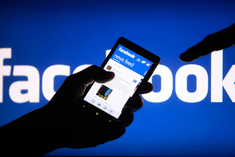 Ötmilliárd dollárd büntetést kell fizetnie a Facebooknak 