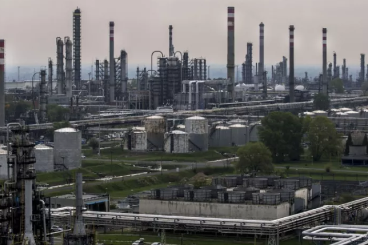 Geotermikus energia után kutat a Mol a Dunai Finomító területén