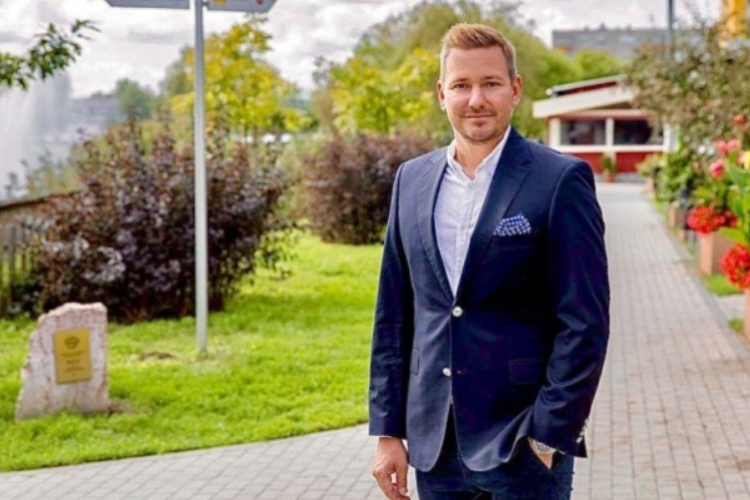 Lemondott Radnóti Ákos