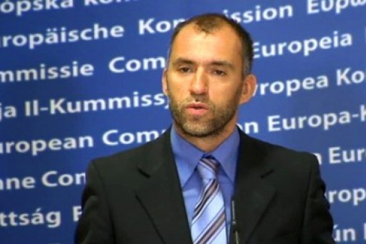 Európai Bizottság: nem Brüsszel dolga eldönteni a választásokat