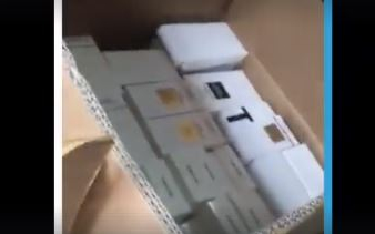 100 millió forint értékű megtévesztő parfümöket foglalt le a NAV 