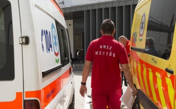 Megharapta egy nő a mentőápolót Győrben 