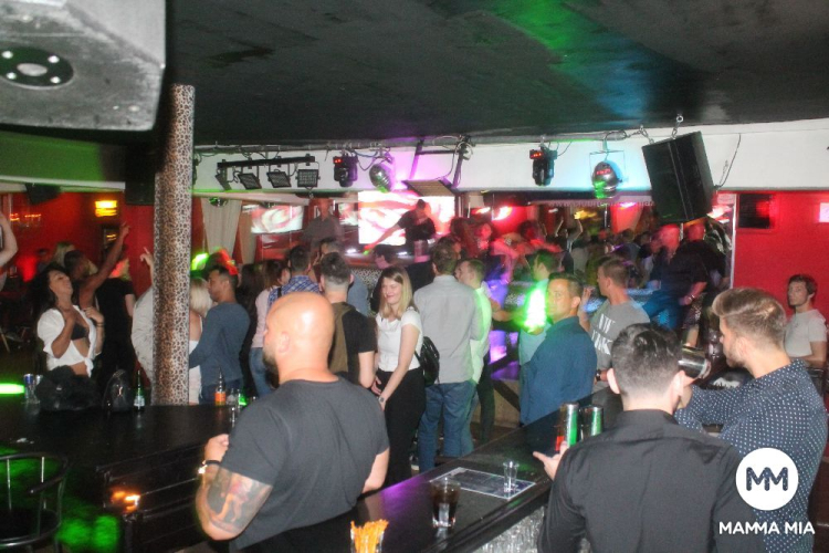 2018.05.25.Mamma Mia Retro Péntek Dj:Hubik Fotók:árpika