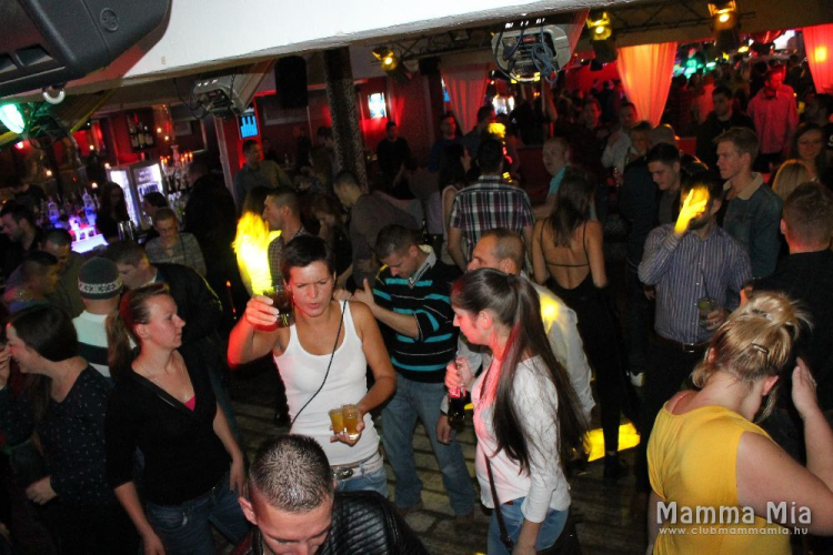 2016.11.04. Mamma Mia Pénteki Házibuli Dj:Ice&Solymi Conga Fotók:árpika