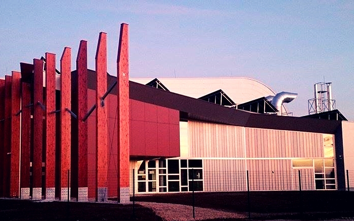 Hétfőtől látogatható az új városi uszoda