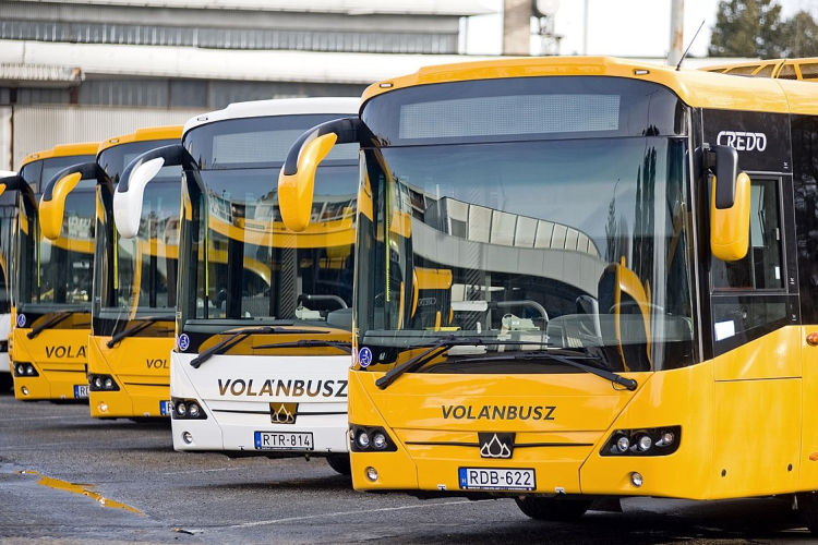 Így változtak a buszjegyek és -bérletek árai Győrben