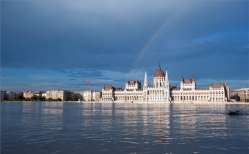 Öt ország részvételével rendezik meg a Duna Karnevált