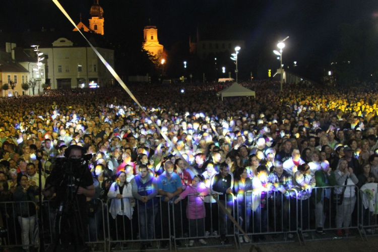 2017.06.17. Győri Nyár megnyitó (2) Live Retro koncert Fotók:árpika 