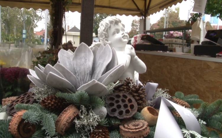 Egyre többen keresik a koszorúkat