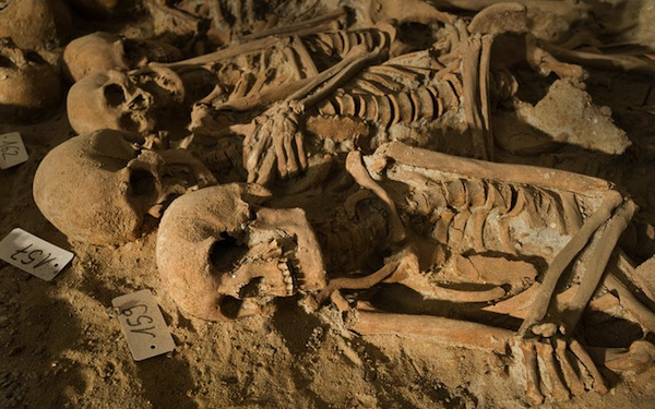 Tömegsírokat találtak meg Salvadorban