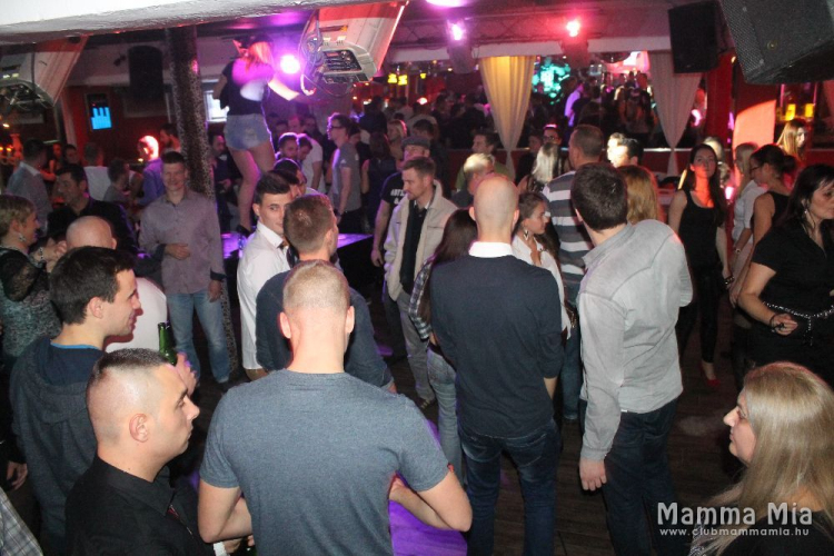 2015.11.20.Péntek Mamma Mia DJ:ICE & Solymi Conga Fotók:árpika